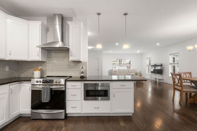 15 Cleary Circle 15, Norfolk, MA 02056