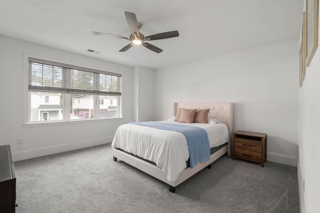 15 Cleary Circle 15, Norfolk, MA 02056