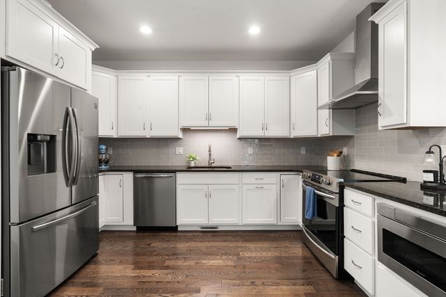 15 Cleary Circle 15, Norfolk, MA 02056