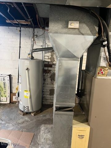 233 Shadyside Court, Alliance, OH 44601