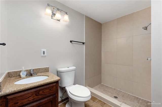 135 Elijah Avenue, Donna, TX 78537