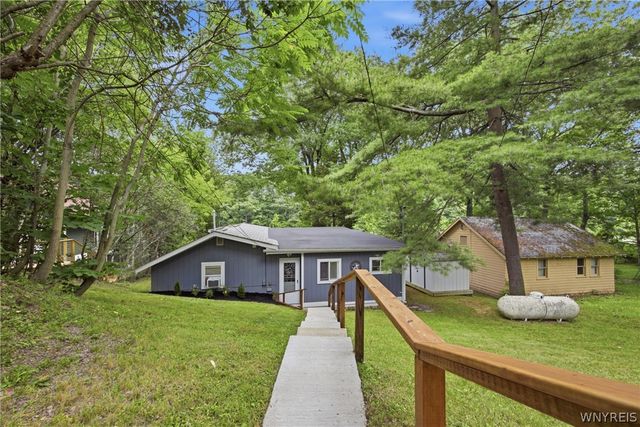 2409 Wilson Avenue, Wilson, NY 14172
