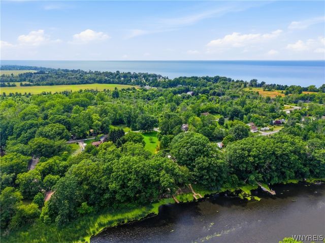 2409 Wilson Avenue, Wilson, NY 14172