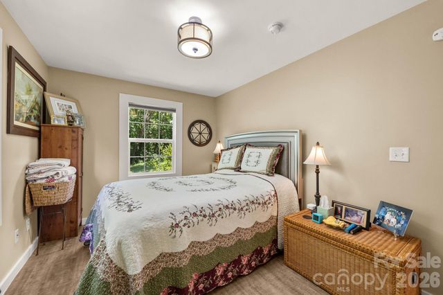 54 Thad Johnson Road, Saluda, NC 28773