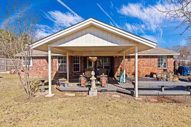 102 Fairway, Chandler, TX 75758