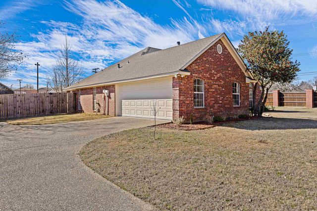 102 Fairway, Chandler, TX 75758