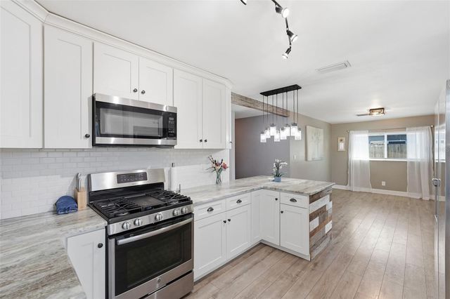 9276 N 79TH AVENUE, Seminole, FL 33777