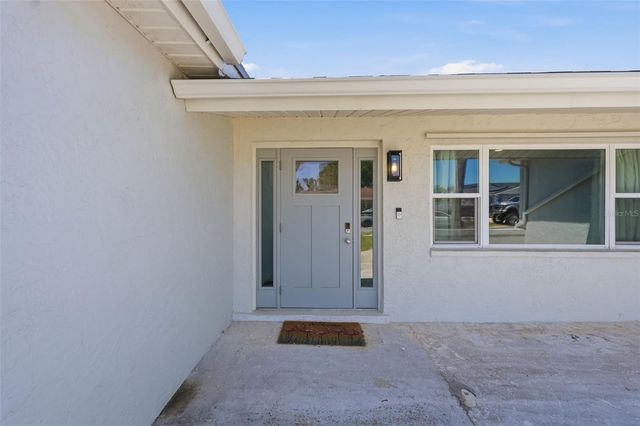9276 N 79TH AVENUE, Seminole, FL 33777