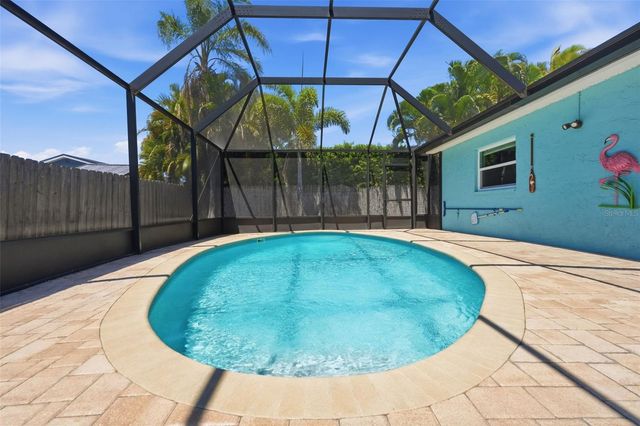 9276 N 79TH AVENUE, Seminole, FL 33777