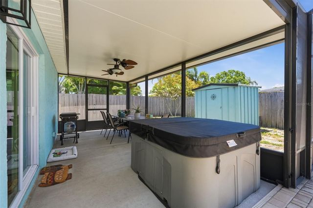 9276 N 79TH AVENUE, Seminole, FL 33777