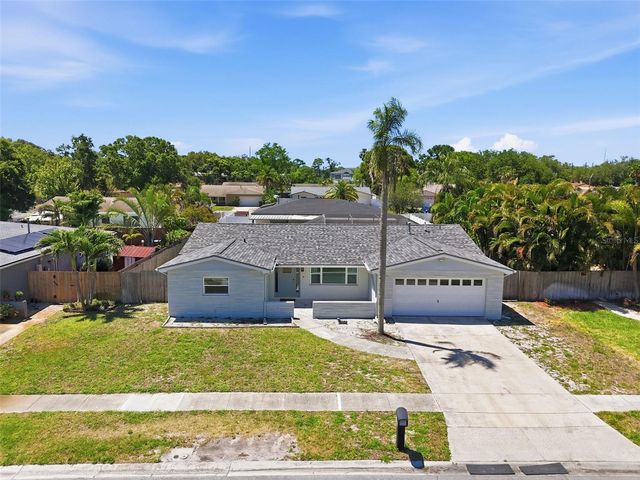 9276 N 79TH AVENUE, Seminole, FL 33777