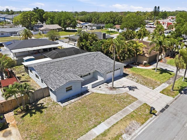 9276 N 79TH AVENUE, Seminole, FL 33777