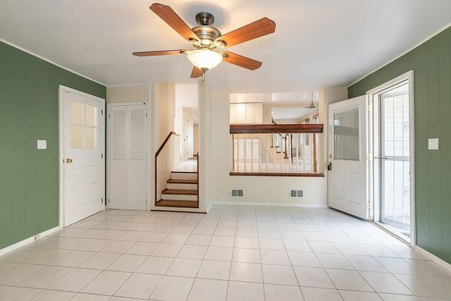 919 Greenwood Avenue, Deerfield, IL 60015