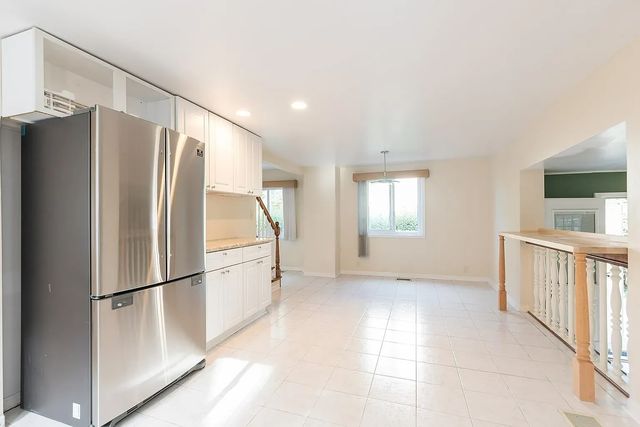 919 Greenwood Avenue, Deerfield, IL 60015