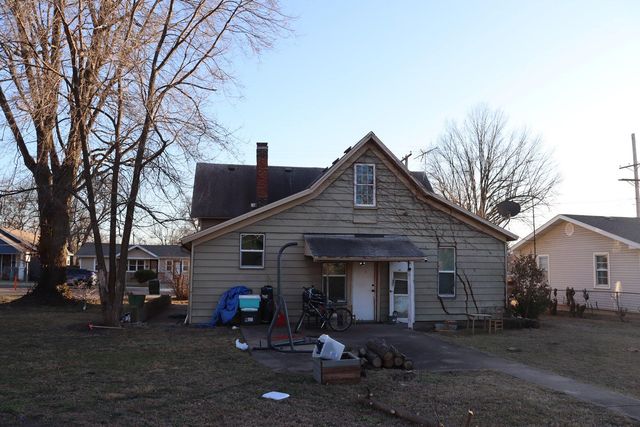 2423 W Olive Street, Springfield, MO 65802