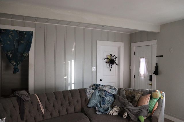 2423 W Olive Street, Springfield, MO 65802