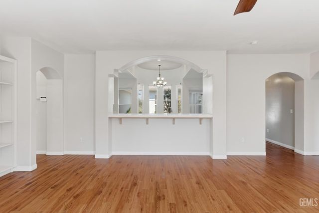 2812 Chiselhurst Court, Bakersfield, CA 93311