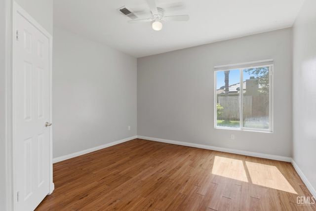 2812 Chiselhurst Court, Bakersfield, CA 93311