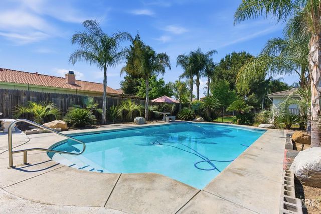 2812 Chiselhurst Court, Bakersfield, CA 93311