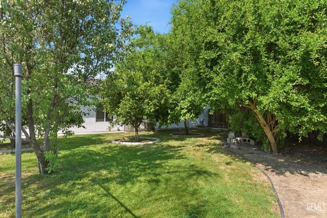 2812 Chiselhurst Court, Bakersfield, CA 93311