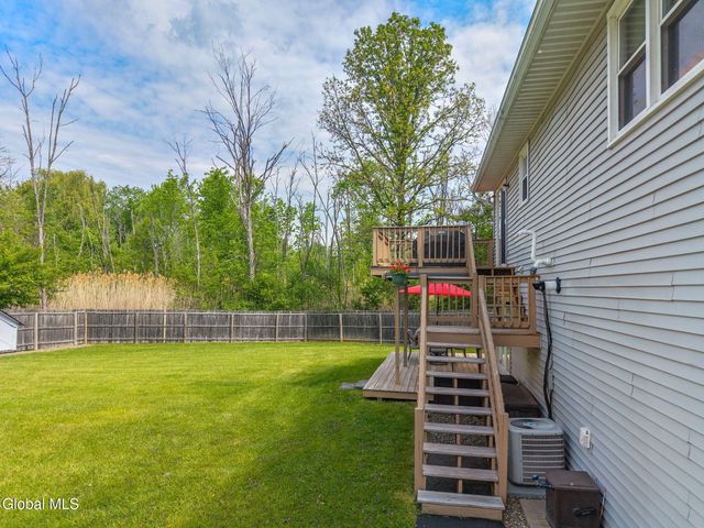 32 Scully Avenue, Colonie, NY 12110