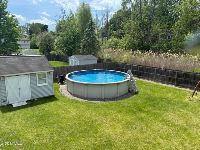32 Scully Avenue, Colonie, NY 12110