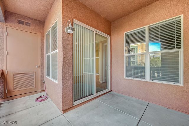 20 SERENE Avenue 201, Las Vegas, NV 89123