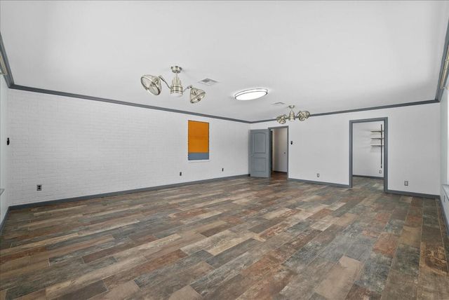 4215 County Road 182, Alvin, TX 77511