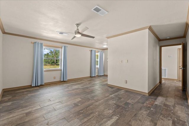 4215 County Road 182, Alvin, TX 77511