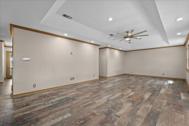 4215 County Road 182, Alvin, TX 77511