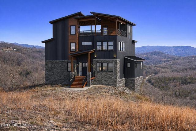 2860 Red Sky Drive, Sevierville, TN 37862