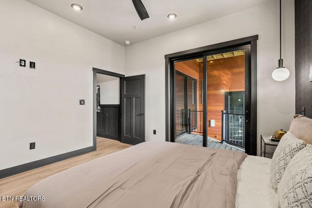 2860 Red Sky Drive, Sevierville, TN 37862