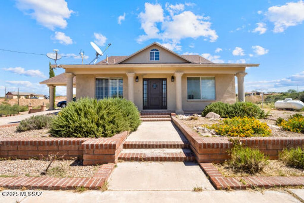 215 Toltec Court, Rio Rico, AZ 85648