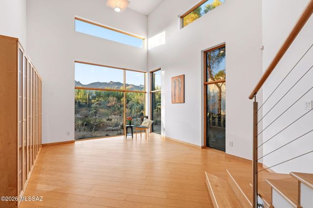 5070 N Valley View Road, Tucson, AZ 85718
