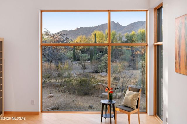 5070 N Valley View Road, Tucson, AZ 85718