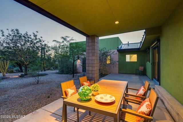 5070 N Valley View Road, Tucson, AZ 85718