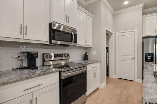 19144 Ambrosia Dr, Flint, TX 75762