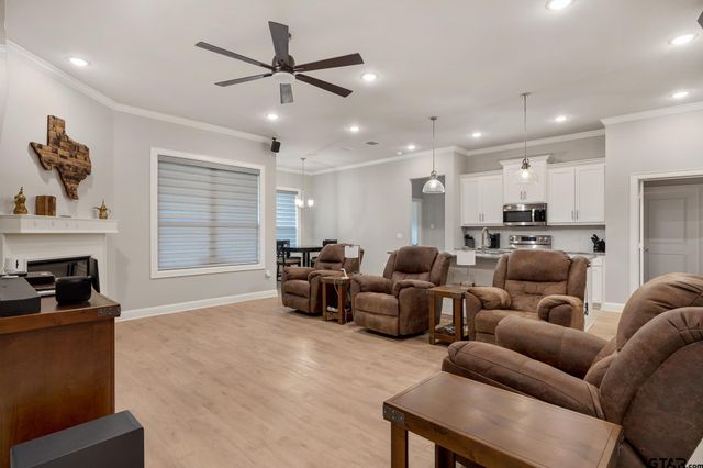 19144 Ambrosia Dr, Flint, TX 75762