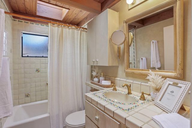 1912 Douglas Rd, Stockton, CA 95207