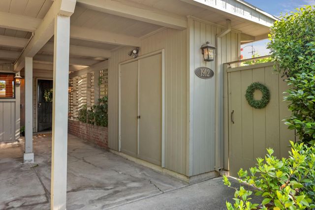 1912 Douglas Rd, Stockton, CA 95207