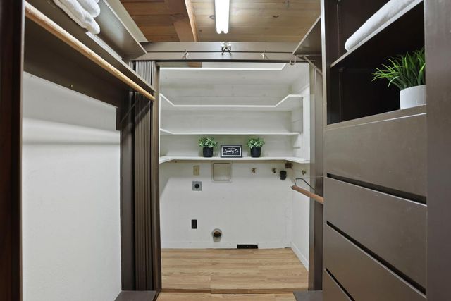 1912 Douglas Rd, Stockton, CA 95207