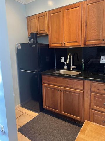 322 Harding Street B205, Hollywood, FL 33019