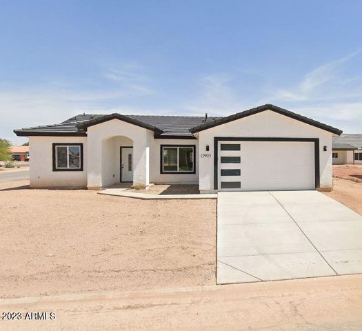 13905 S AVALON Road, Arizona City, AZ 85123