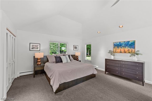 17525 Haskins Road, Chagrin Falls, OH 44023