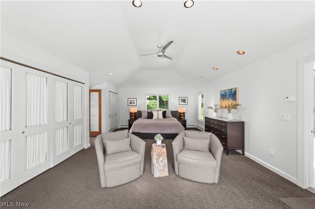 17525 Haskins Road, Chagrin Falls, OH 44023