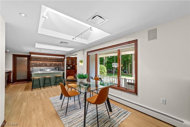 17525 Haskins Road, Chagrin Falls, OH 44023