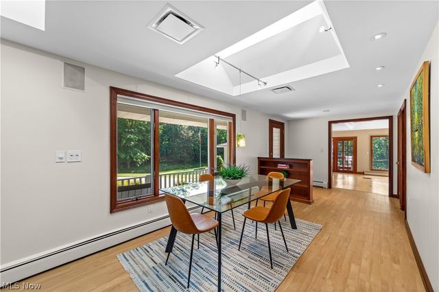 17525 Haskins Road, Chagrin Falls, OH 44023