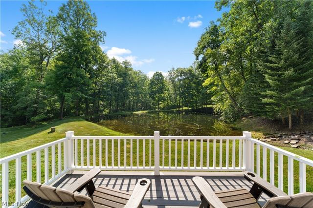 17525 Haskins Road, Chagrin Falls, OH 44023
