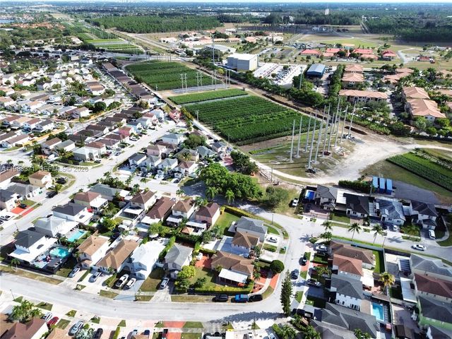 13921 SW 164th St, Miami, FL 33177