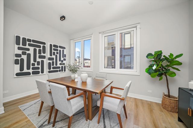 4232 W Belmont Avenue 5, Chicago, IL 60641
